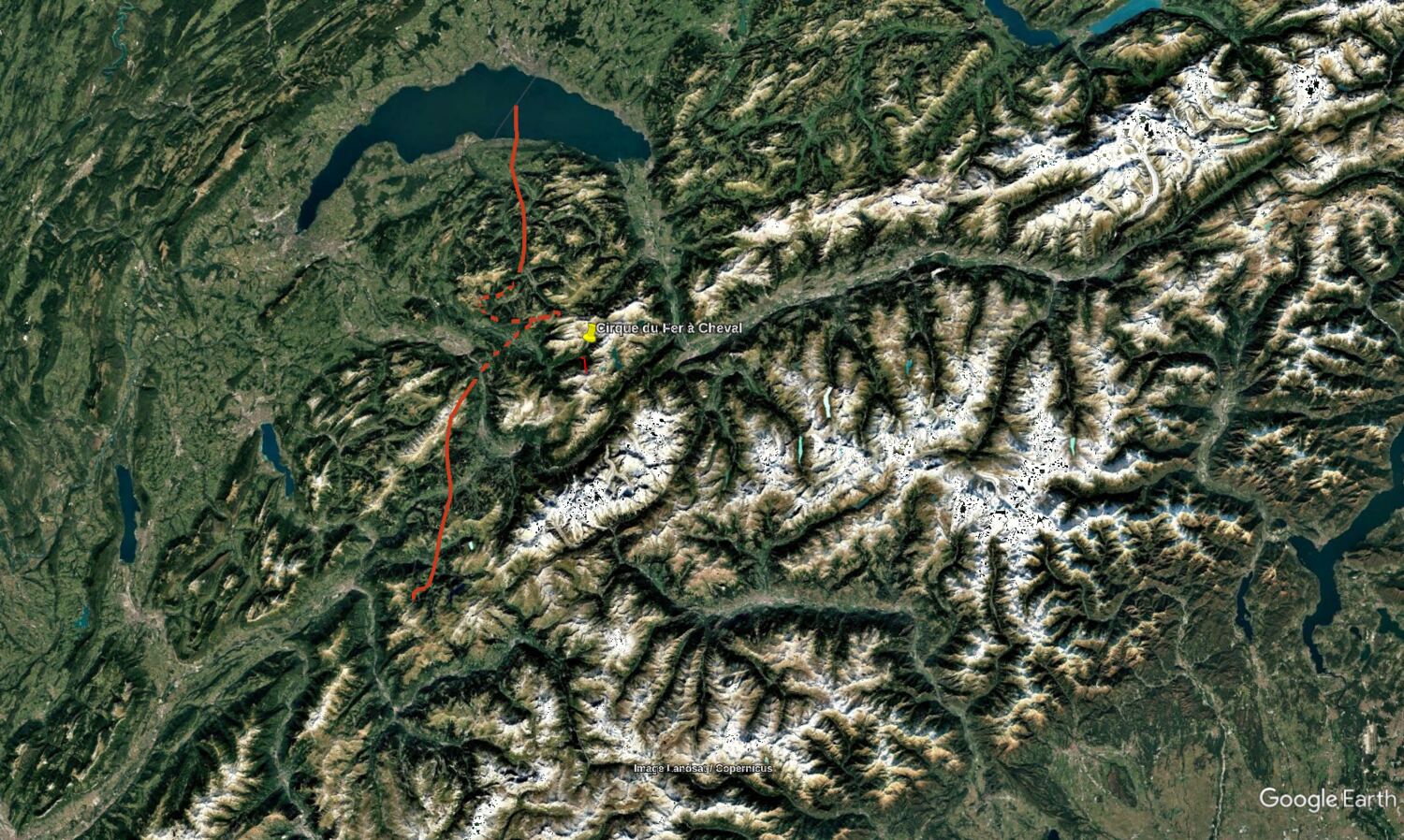 Trajectoire régionale, du sud vers le nord, en tirets sur la phase où le suivi oscille